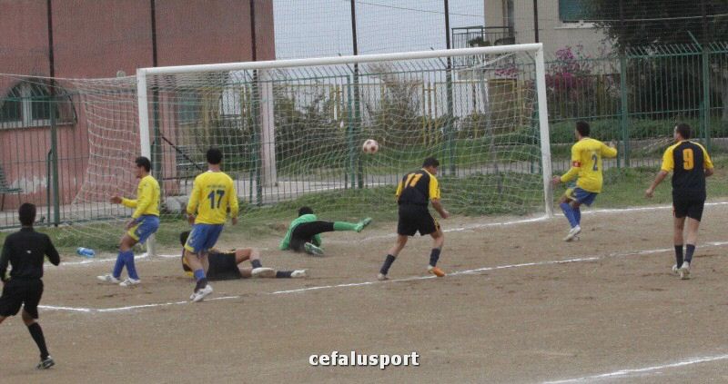 111119 sport 110y_tn.jpg